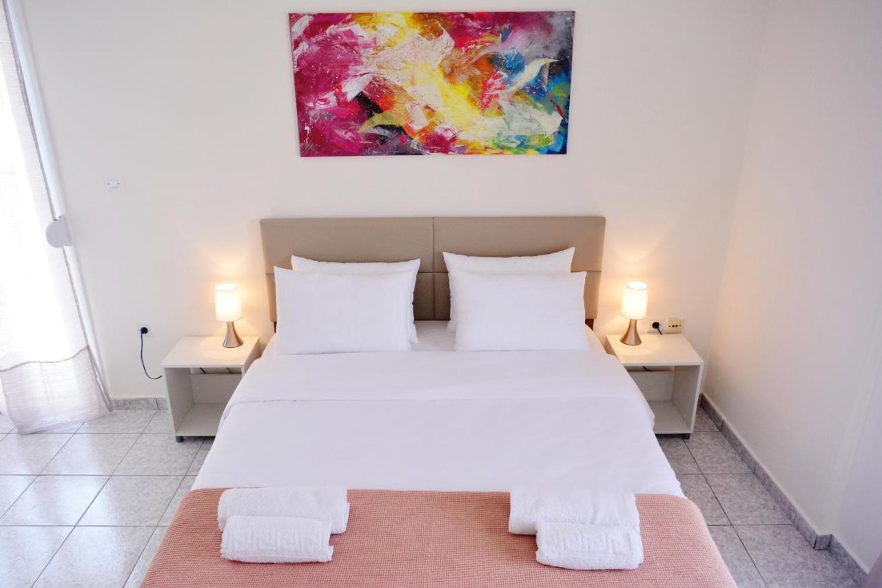 Studio Coral Apartment Kalamata Bagian luar foto
